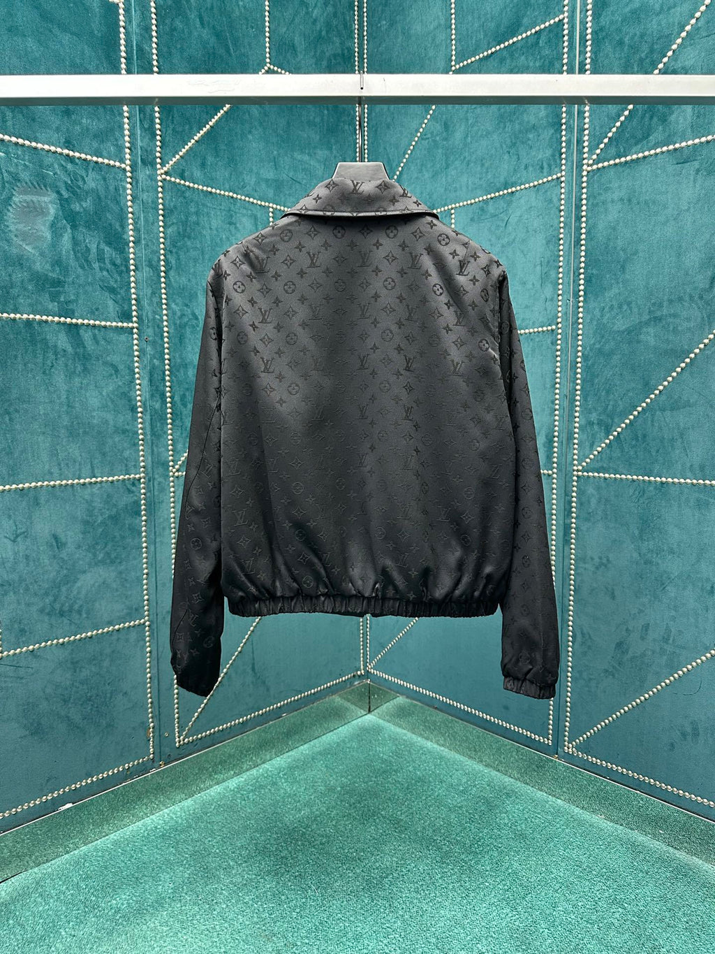 LOUIS VUITTON JACKET