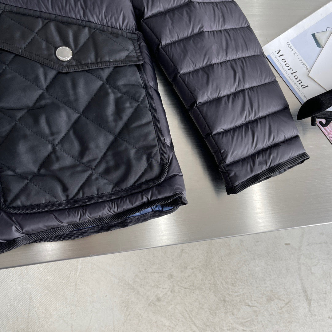 BURBERRY TRENCH JACKET