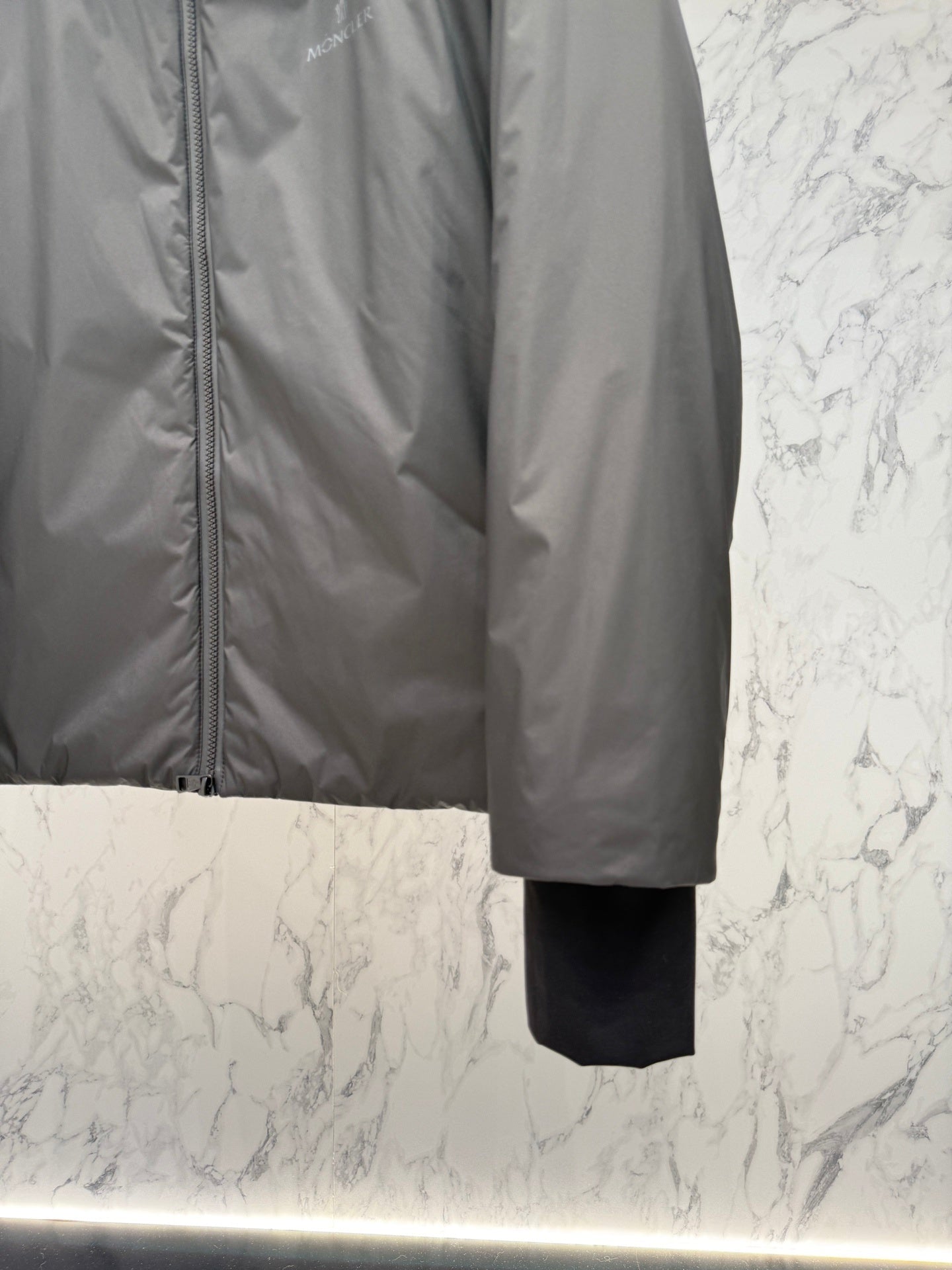 GIUBBOTTO IMPERMEABILE MONCLER