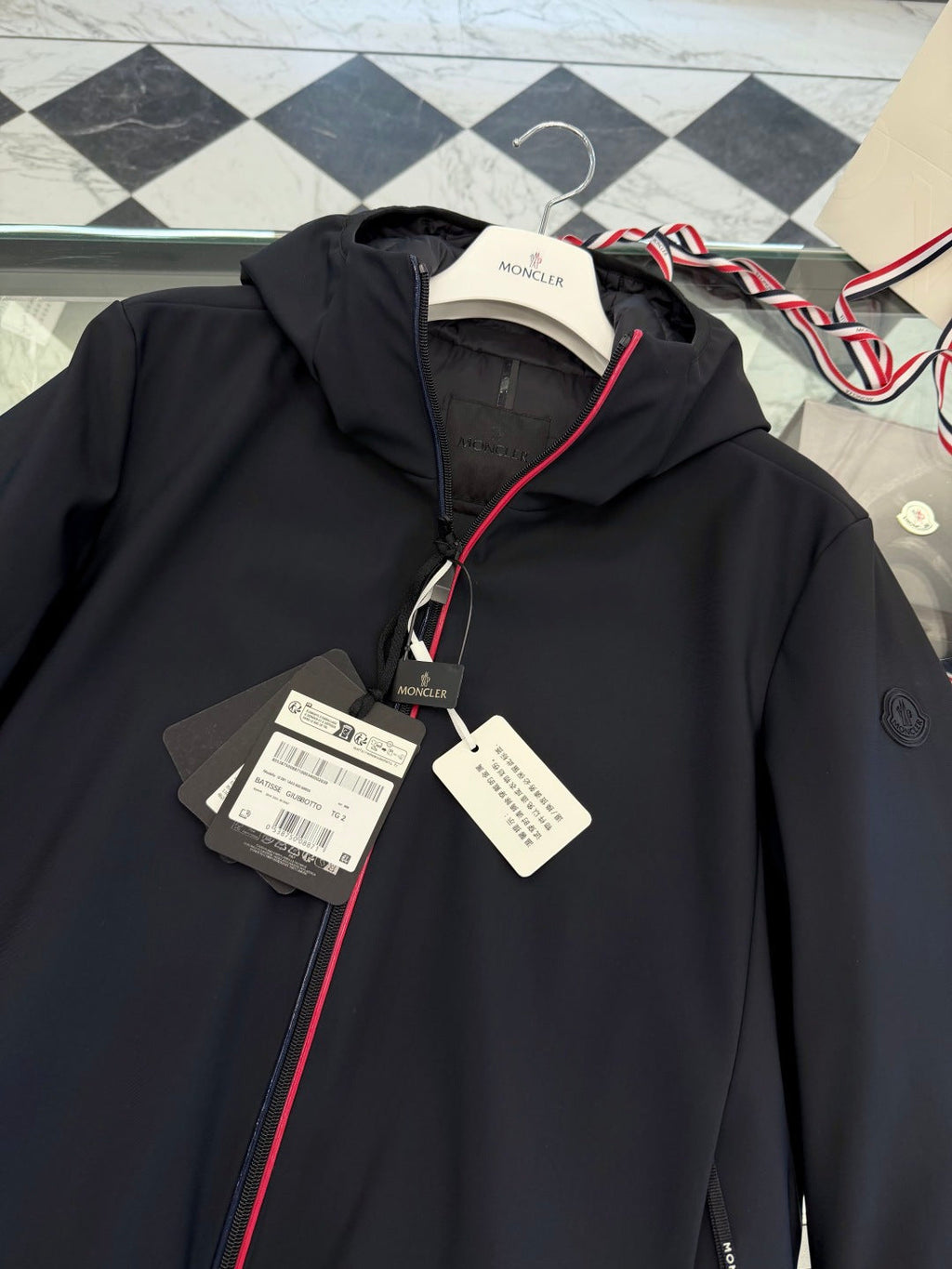 GIACCA ANTIVENTO MONCLER