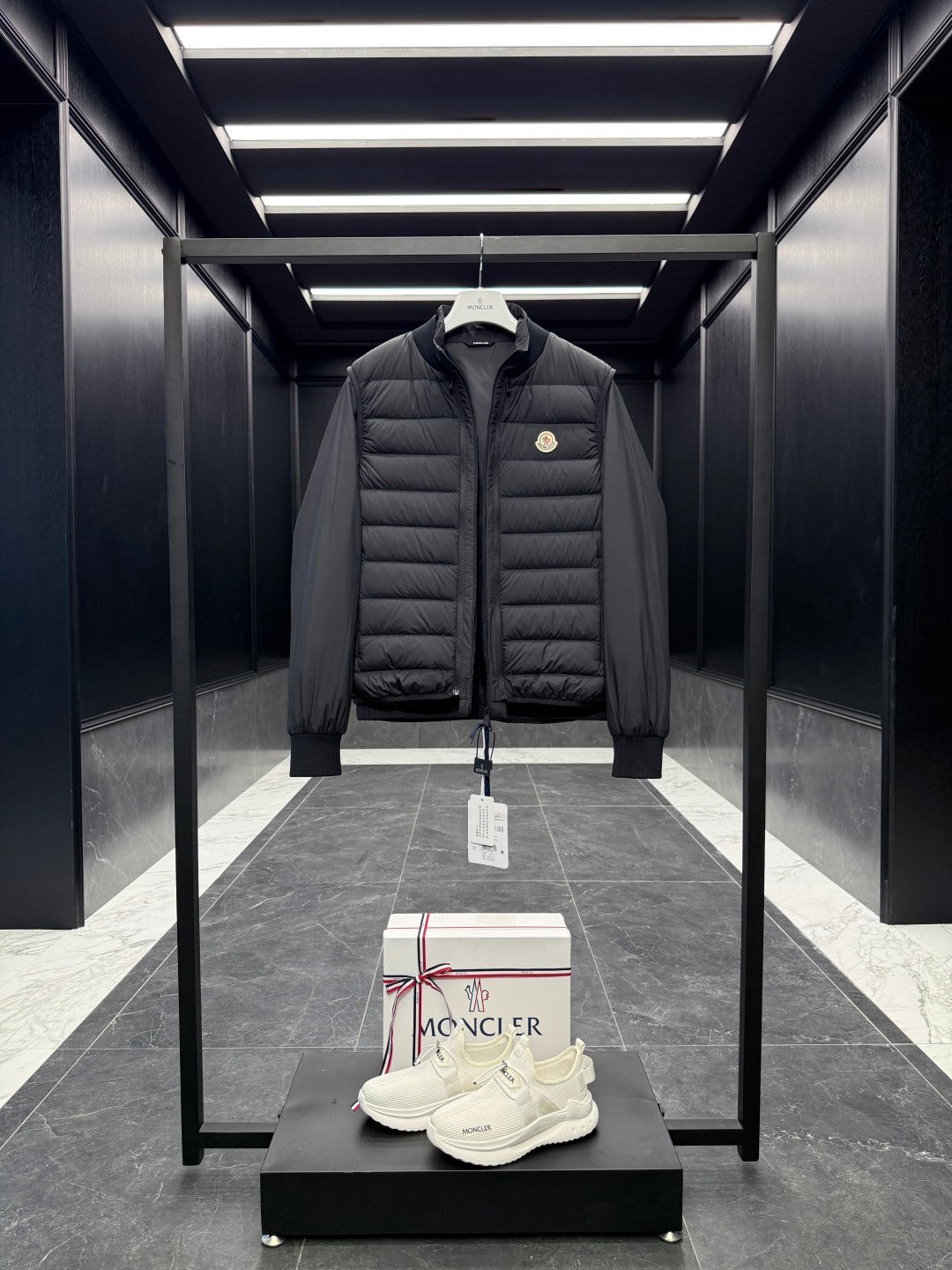 GIACCA IMPERMEABILE MONCLER