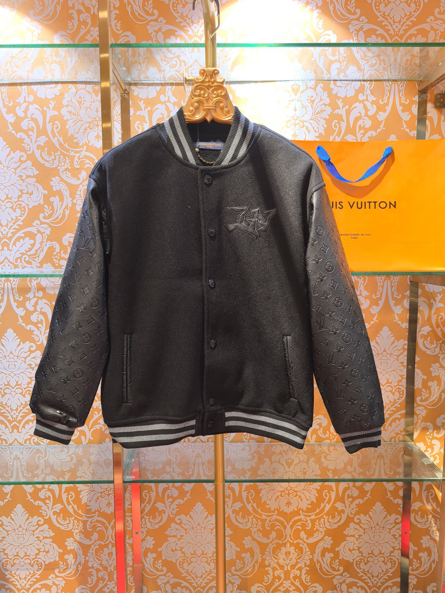 LOUIS VUITTON JACKET