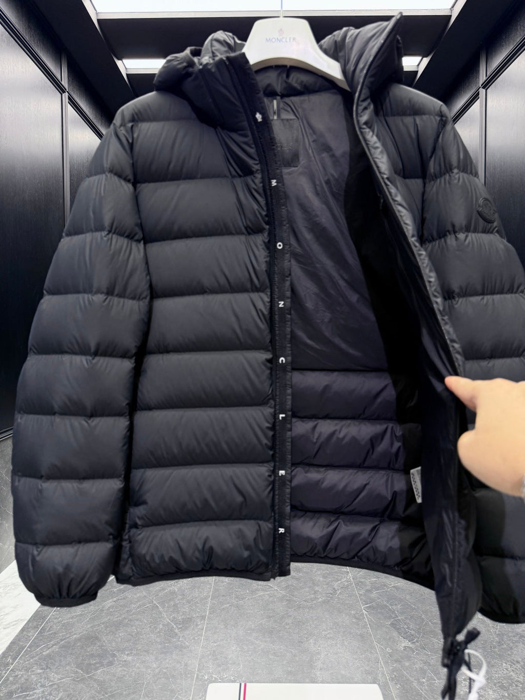 PIUMINO MONCLER