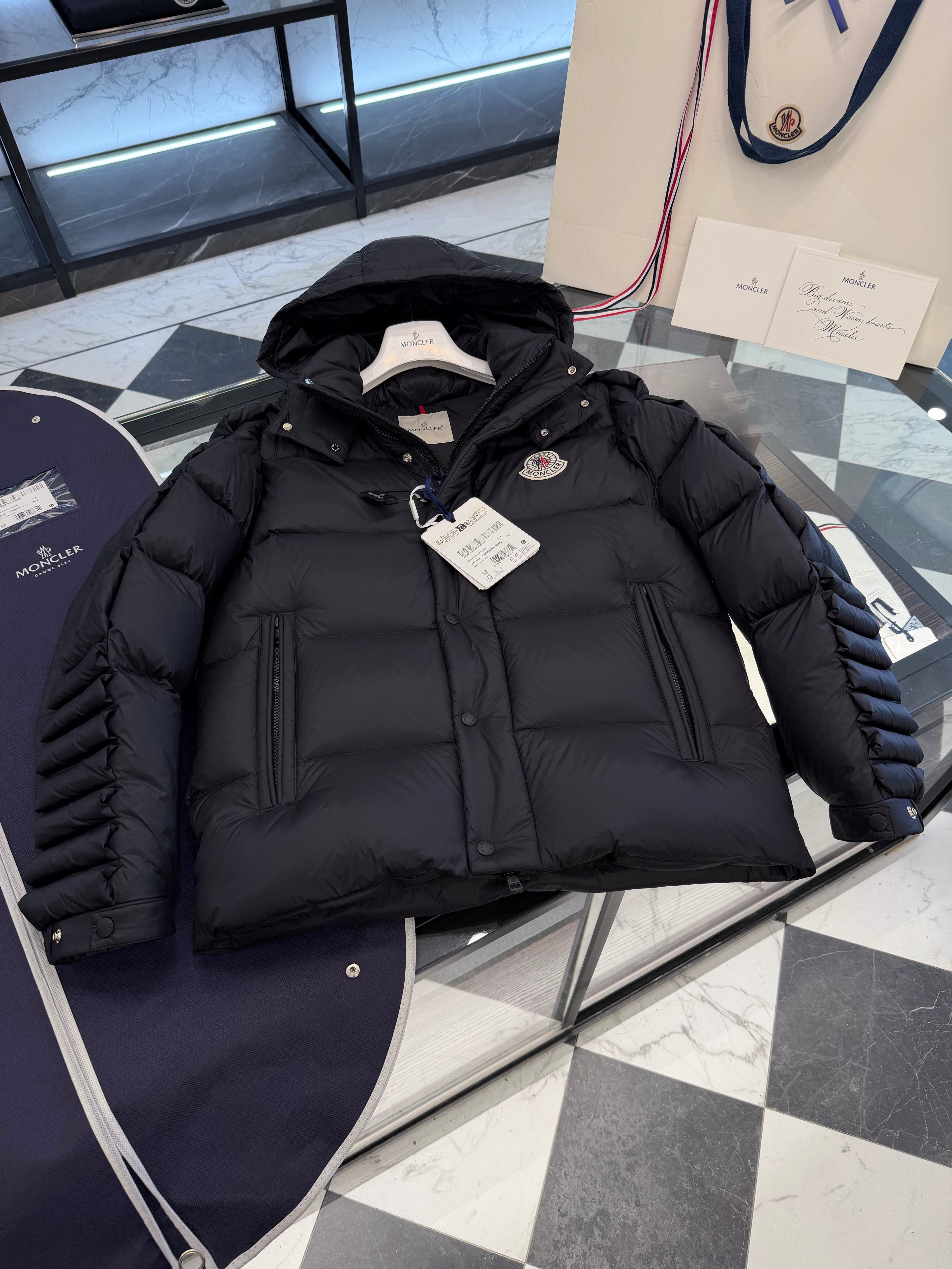 GIUBBOTTO MONCLER