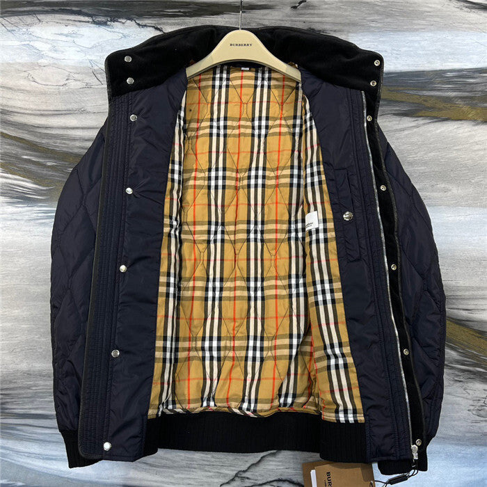 BURBERRY TRENCH JACKET