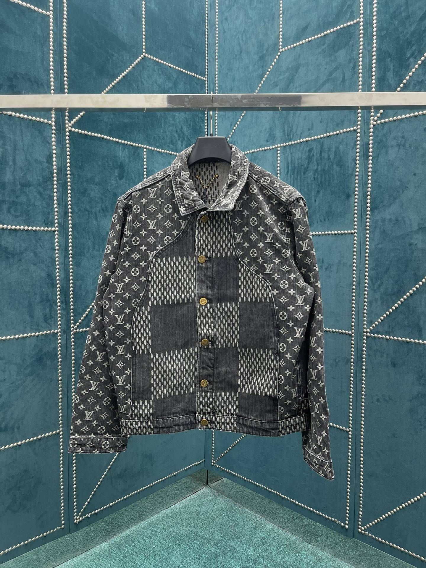 LOUIS VUITTON DENIM JACKET