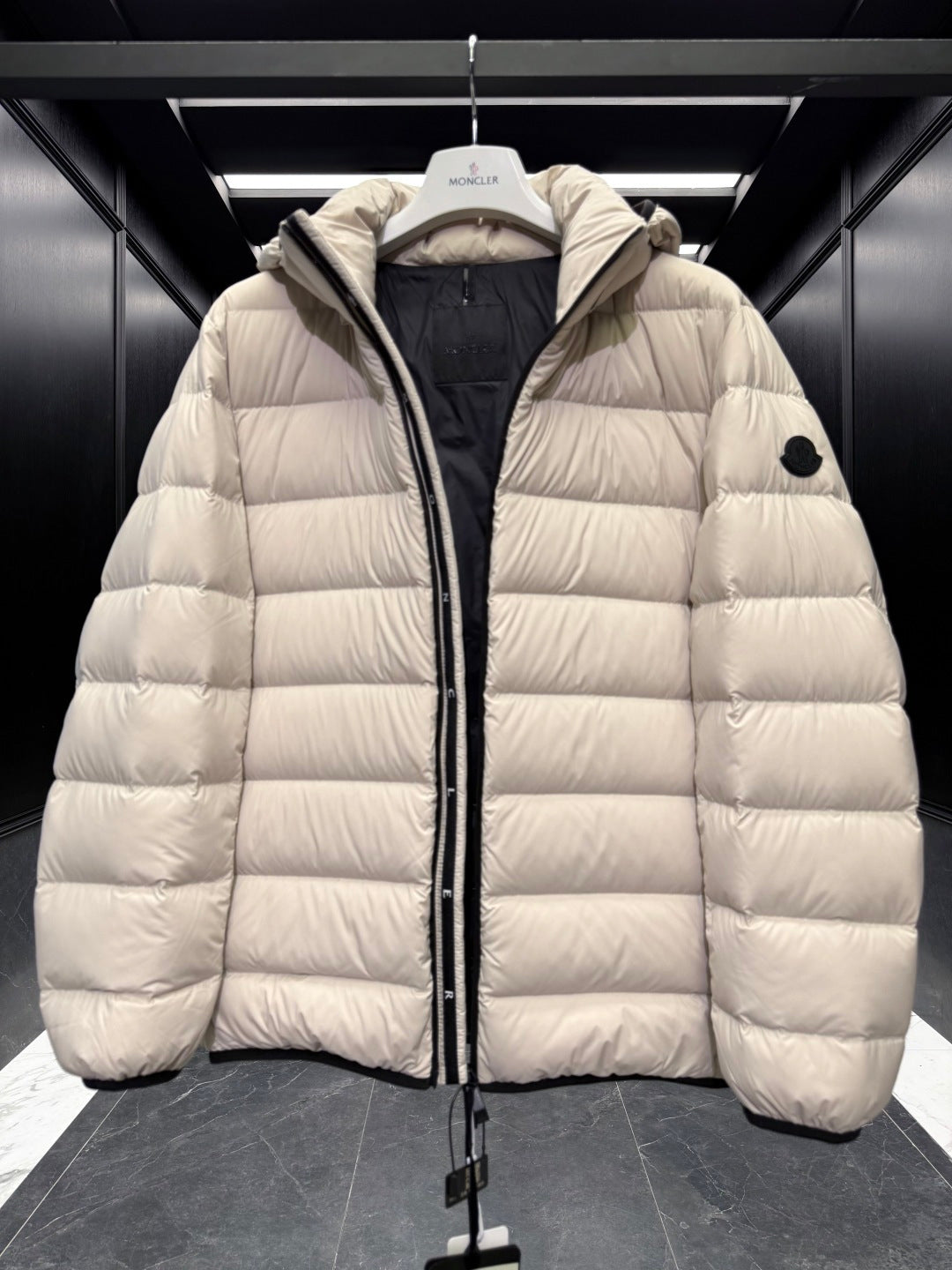 PIUMINO MONCLER