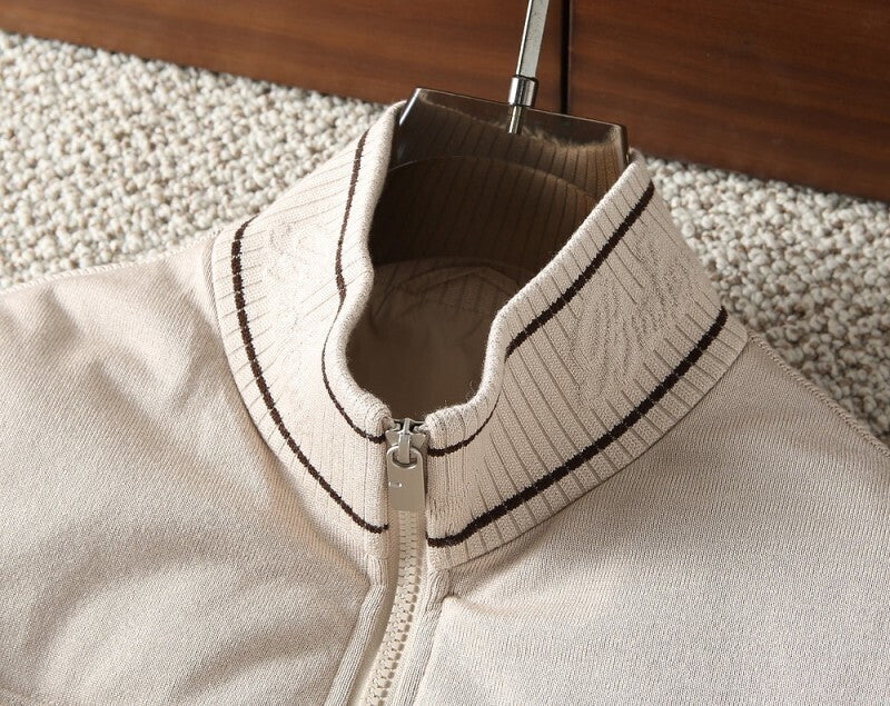 BURBERRY TRENCH JACKET