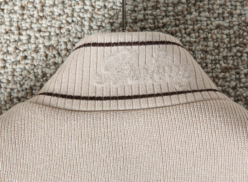 BURBERRY TRENCH JACKET