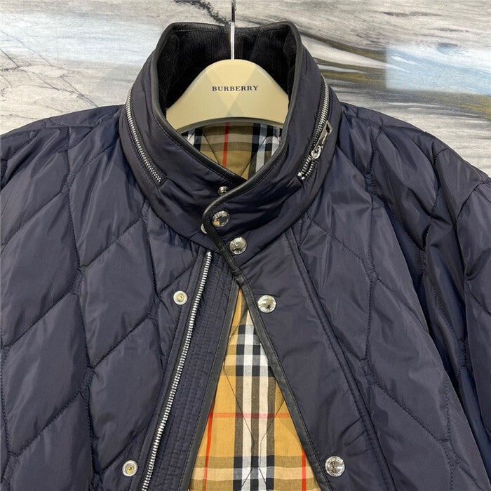 BURBERRY TRENCH JACKET