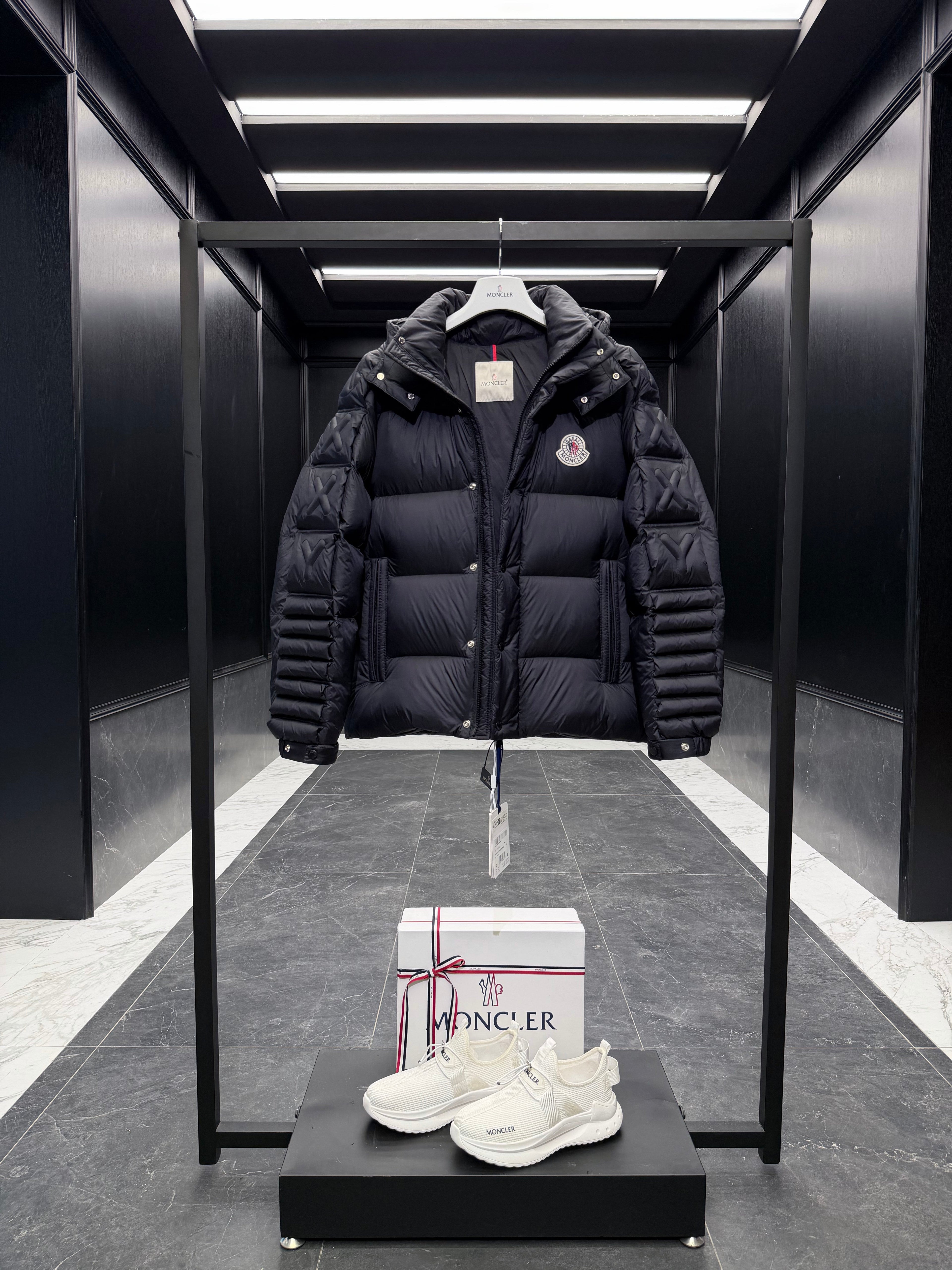 GIUBBOTTO MONCLER