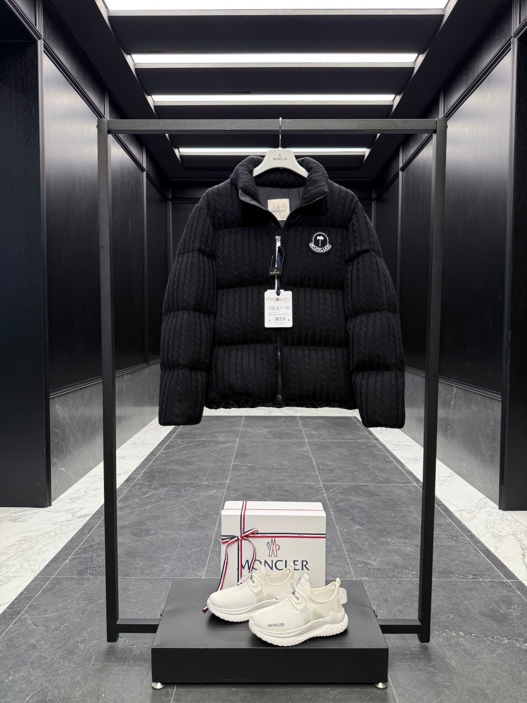 GIUBBOTTO MONCLER