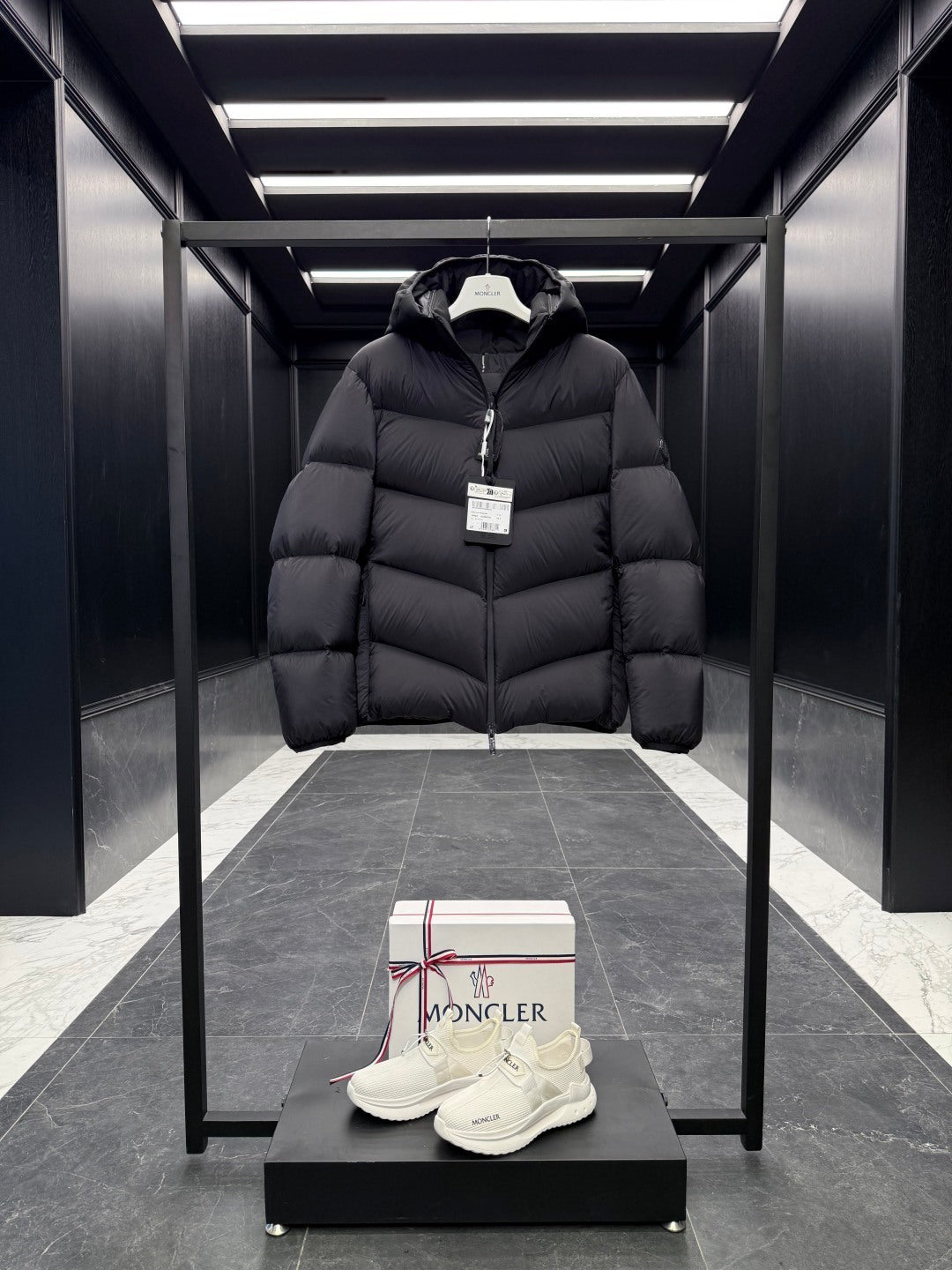 GIUBBOTTO MONCLER