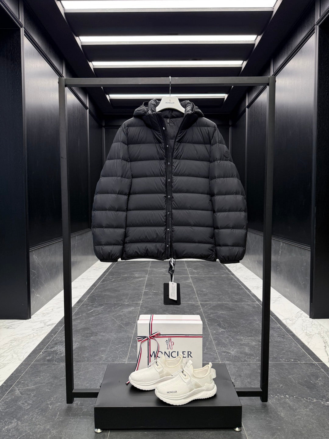 PIUMINO MONCLER