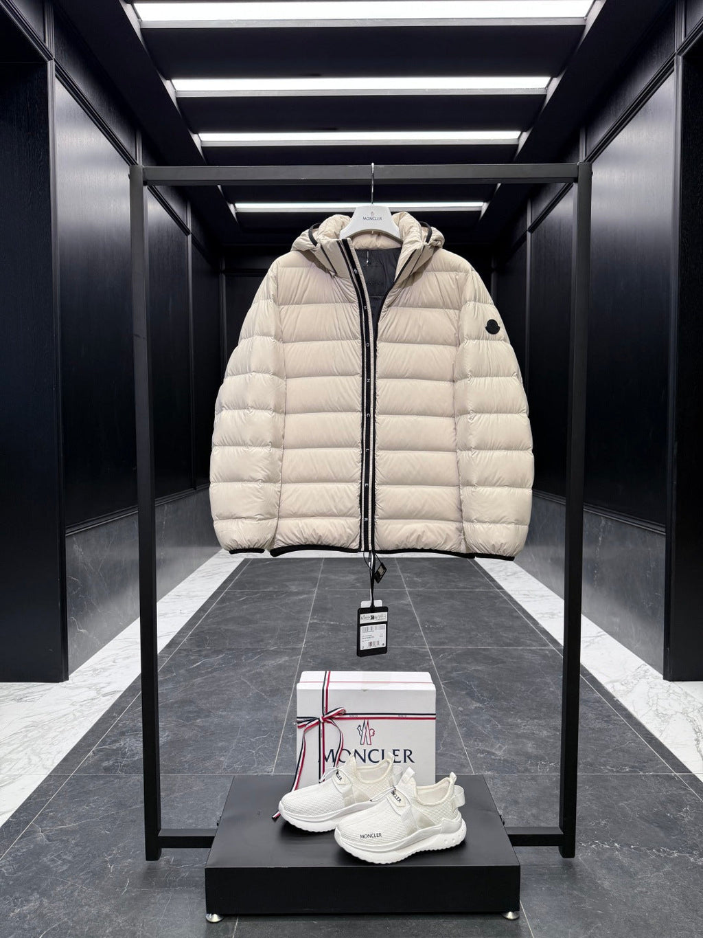 PIUMINO MONCLER
