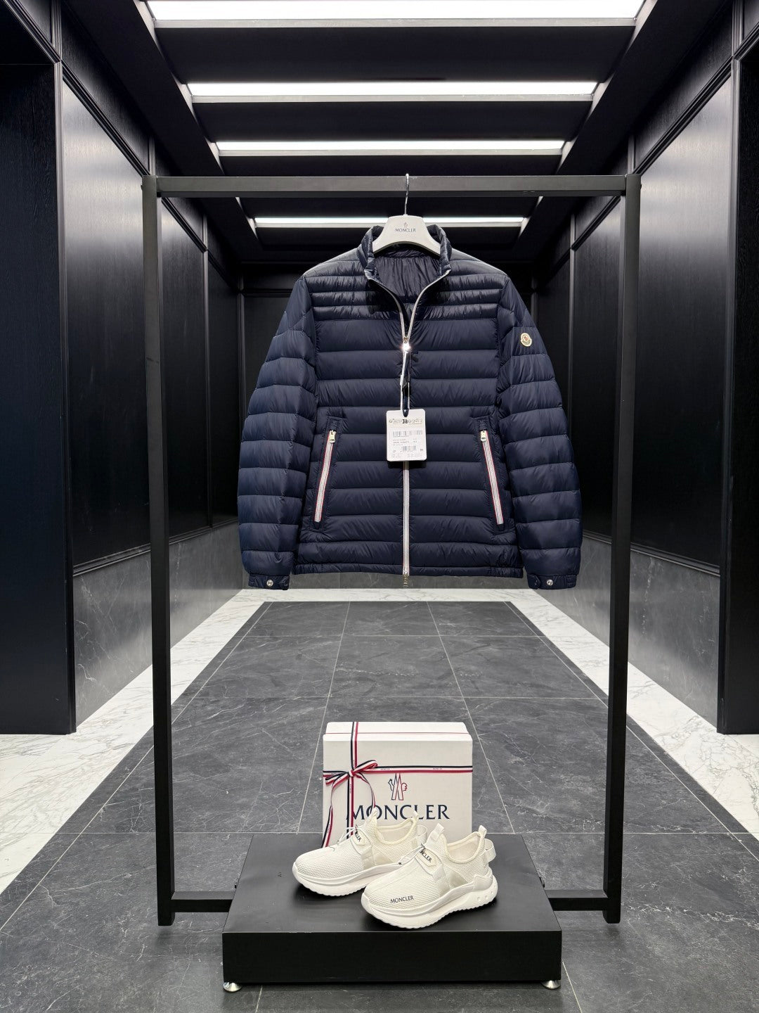 PIUMINO MONCLER