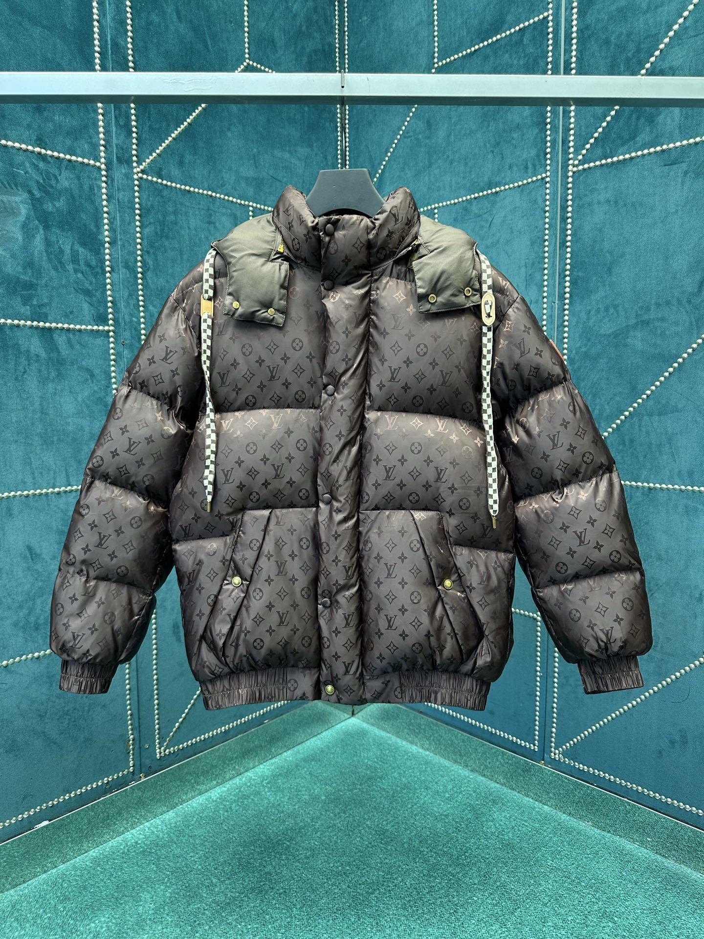 LOUIS VUITTON CAPPOTTO