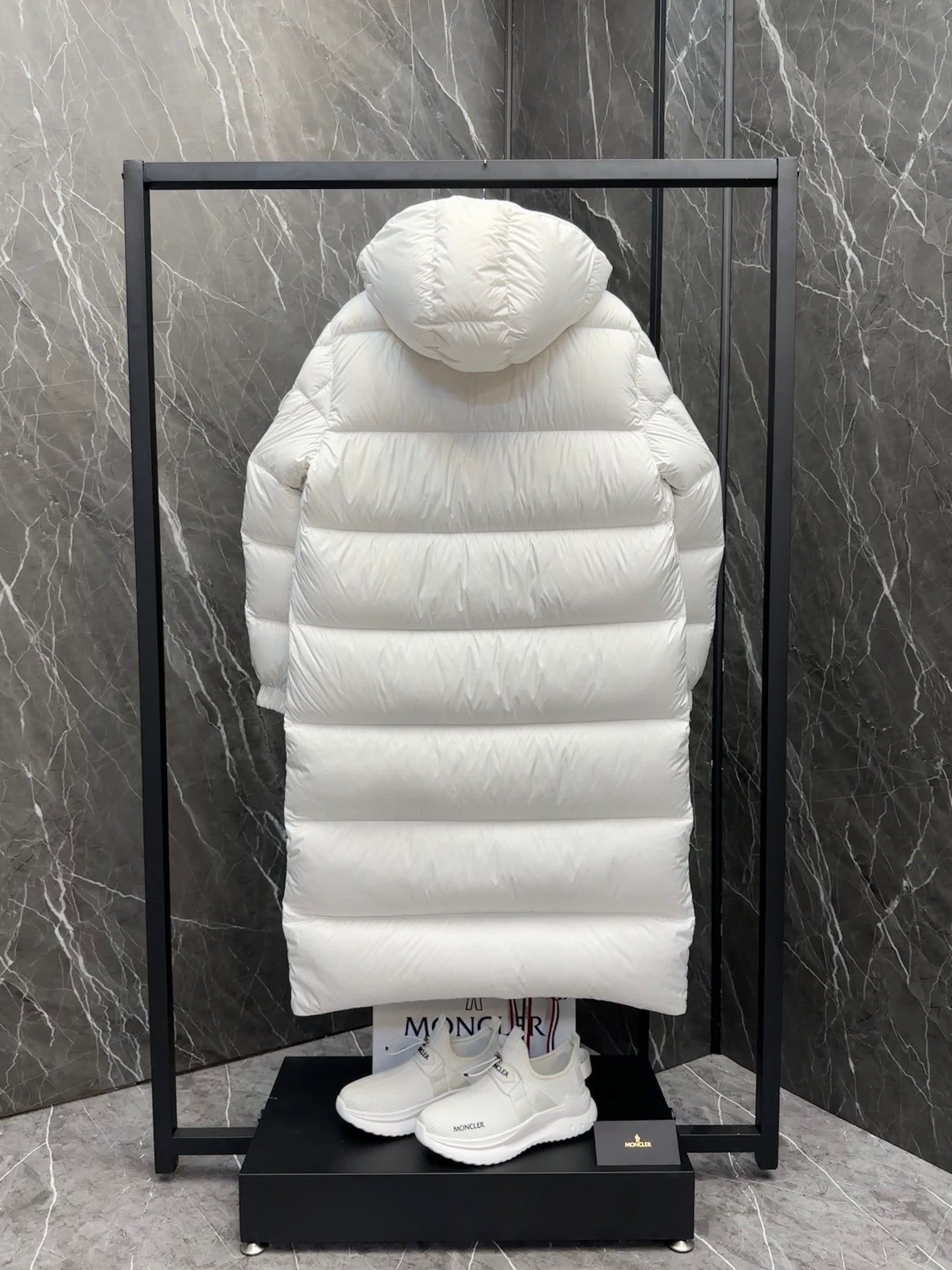 CAPPOTTO MONCLER LUNGO