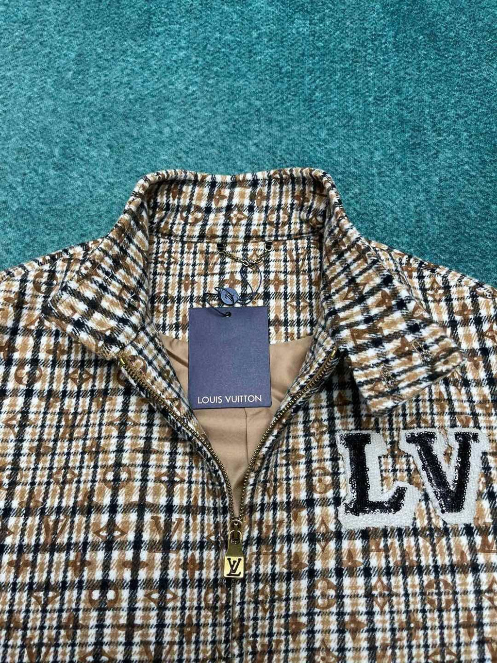 LOUIS VUITTON JACKET