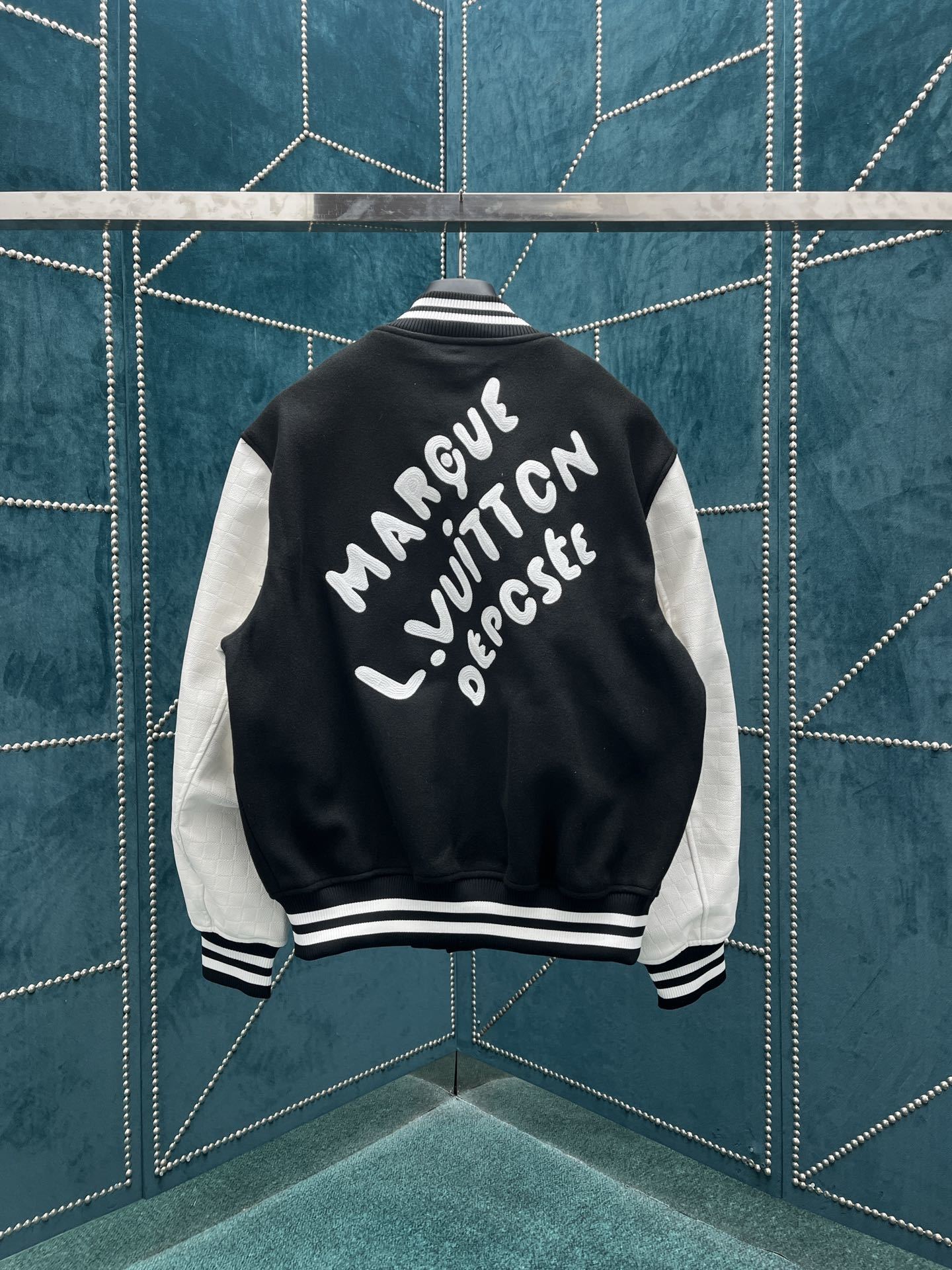 LOUIS VUITTON JACKET