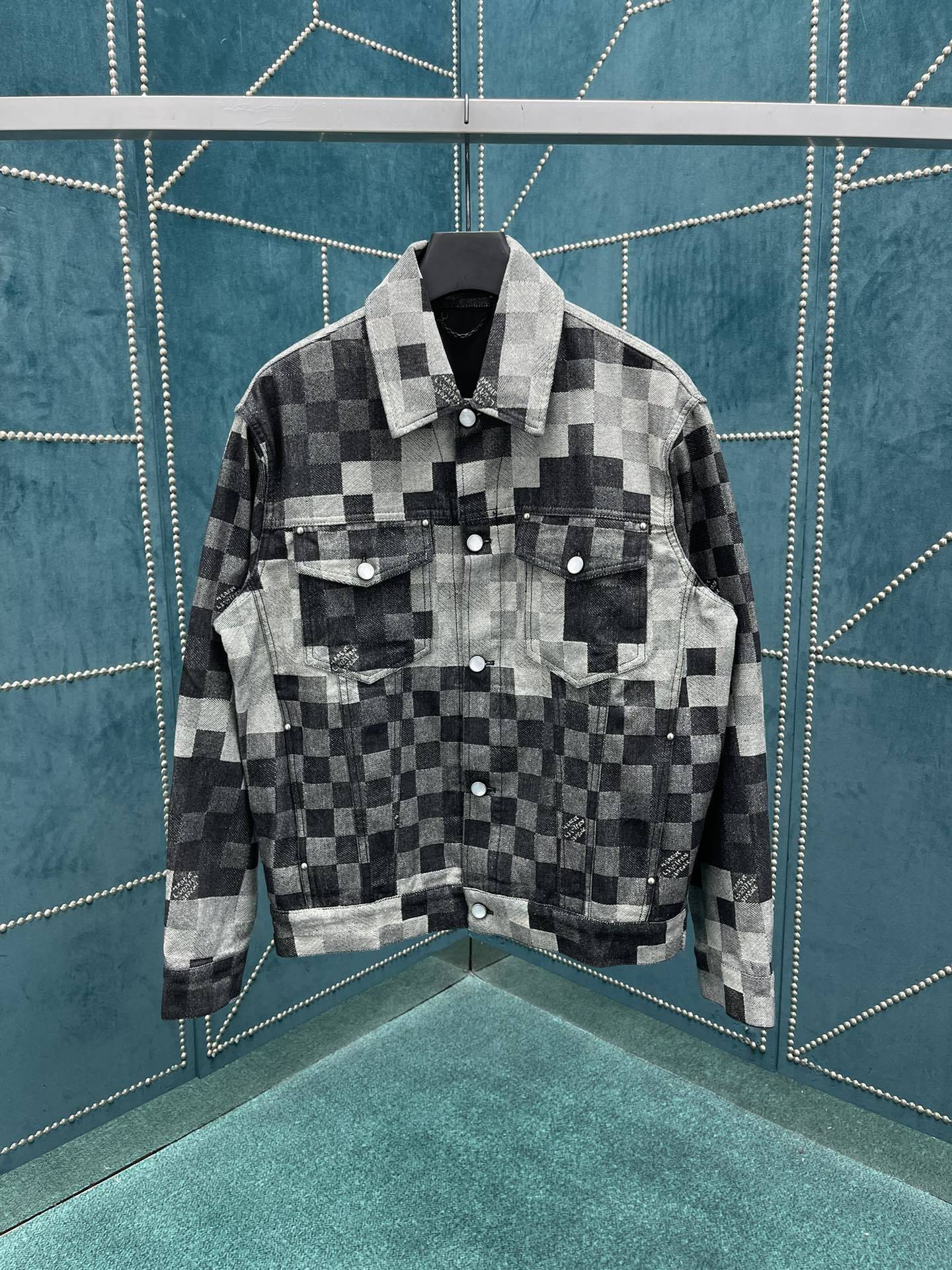 LOUIS VUITTON DENIM JACKET