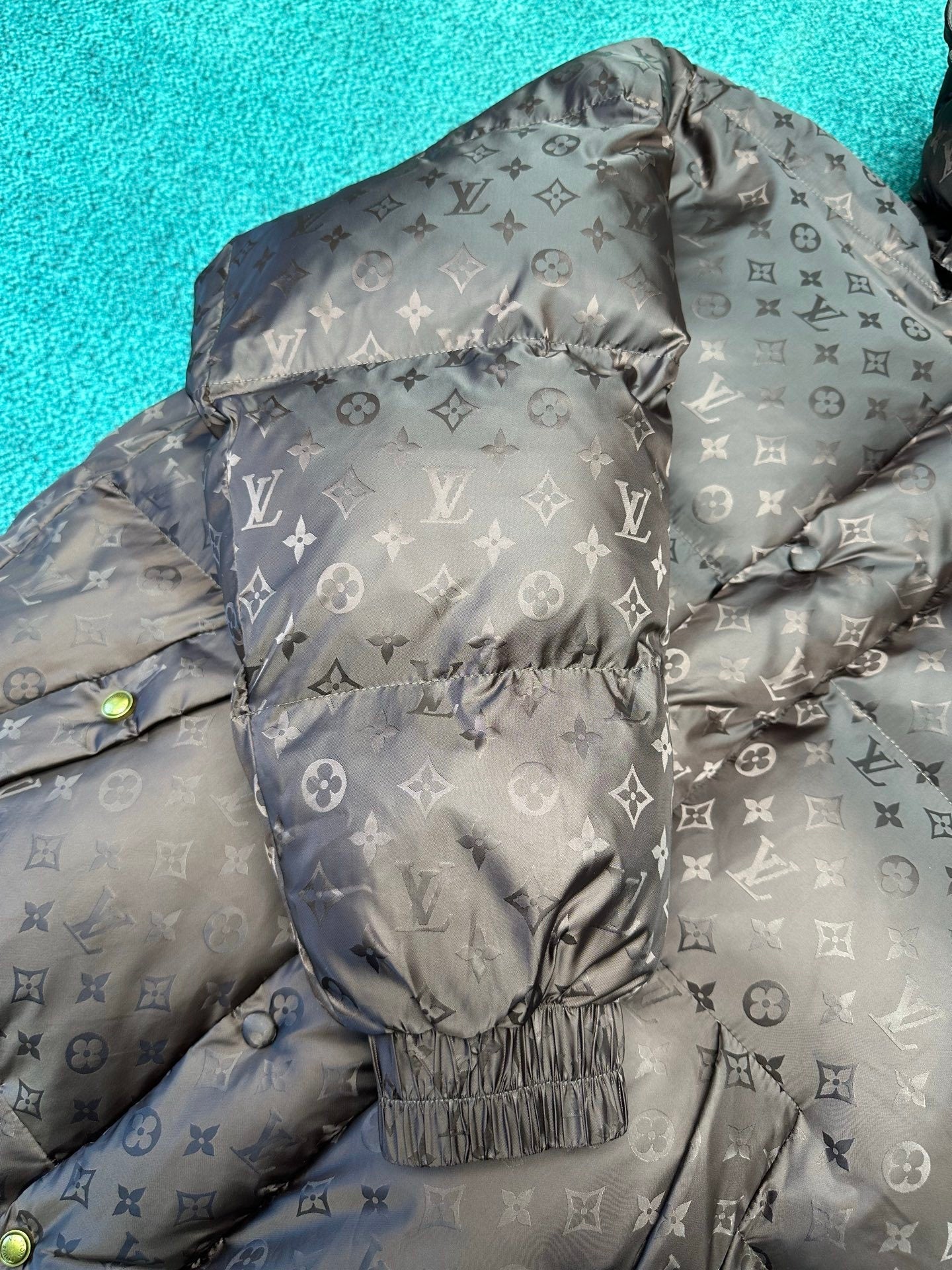 LOUIS VUITTON CAPPOTTO