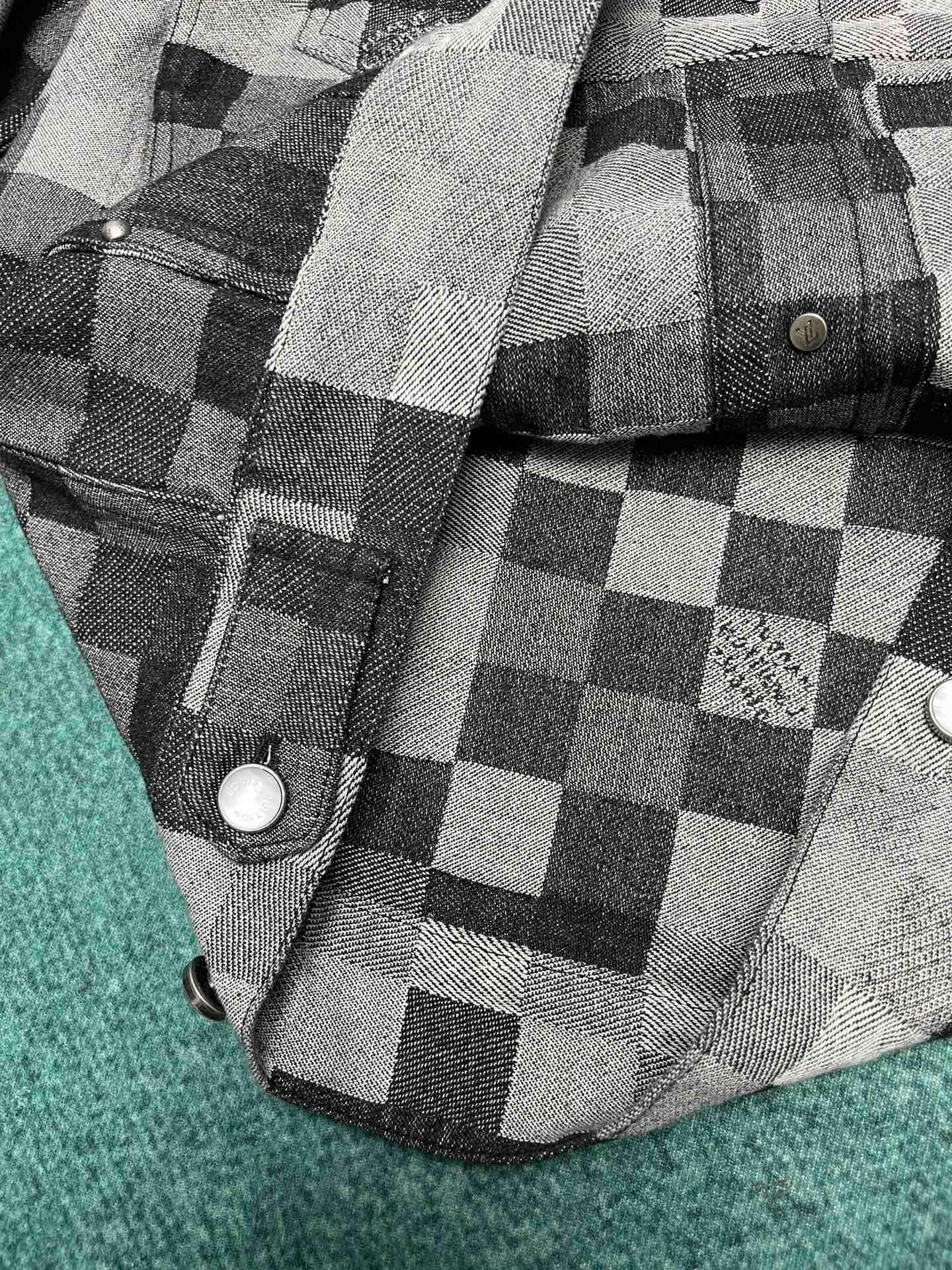 LOUIS VUITTON DENIM JACKET