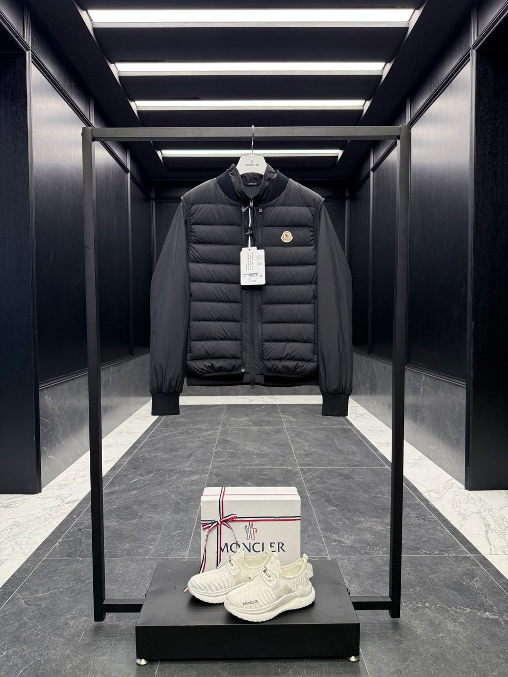 GIACCA IMPERMEABILE MONCLER