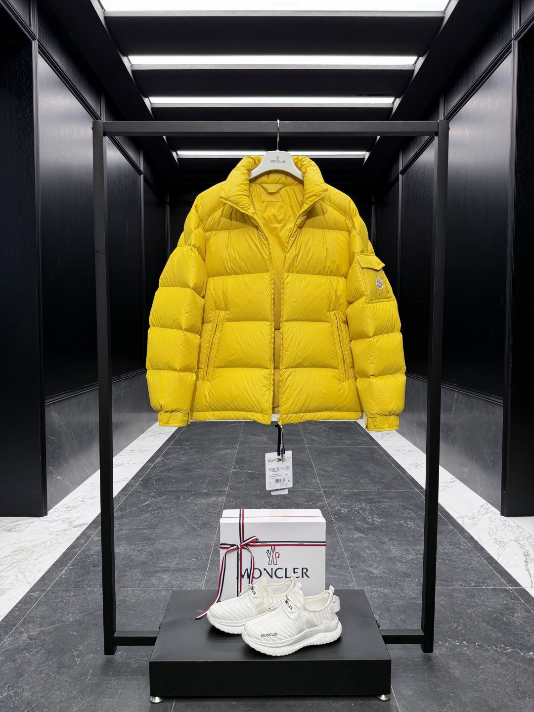 GIUBBOTTO MONCLER