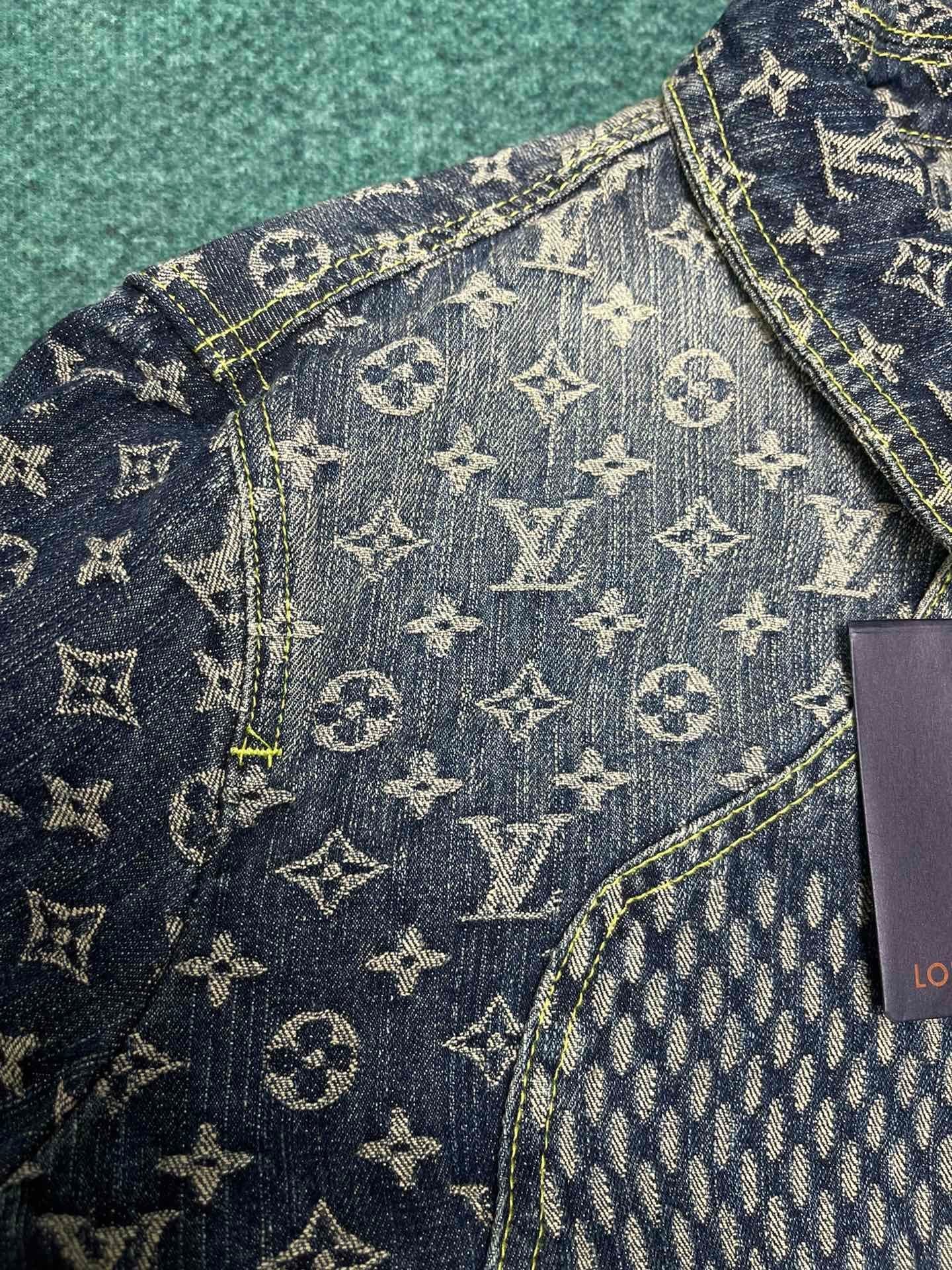LOUIS VUITTON DENIM JACKET