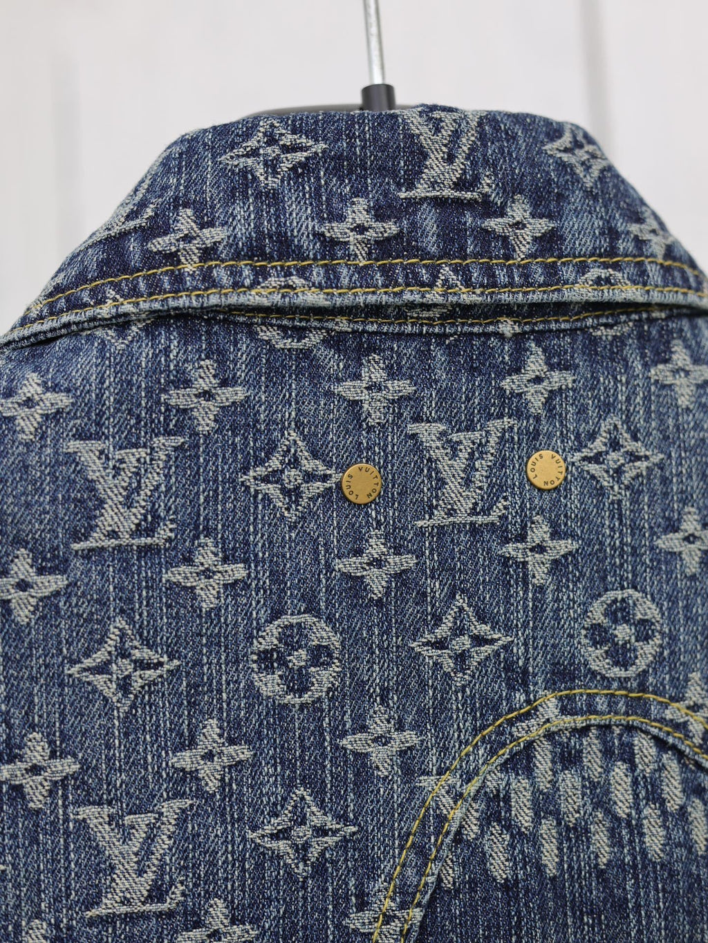 LOUIS VUITTON DENIM JACKET