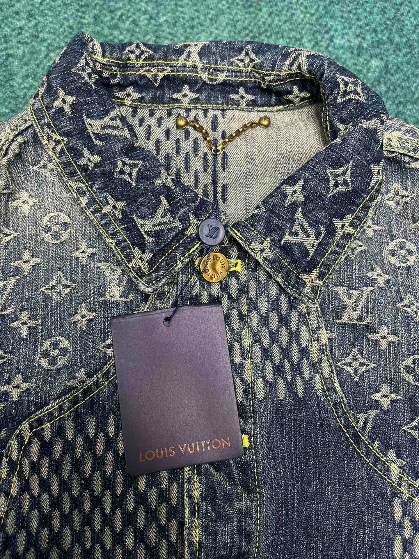 LOUIS VUITTON DENIM JACKET