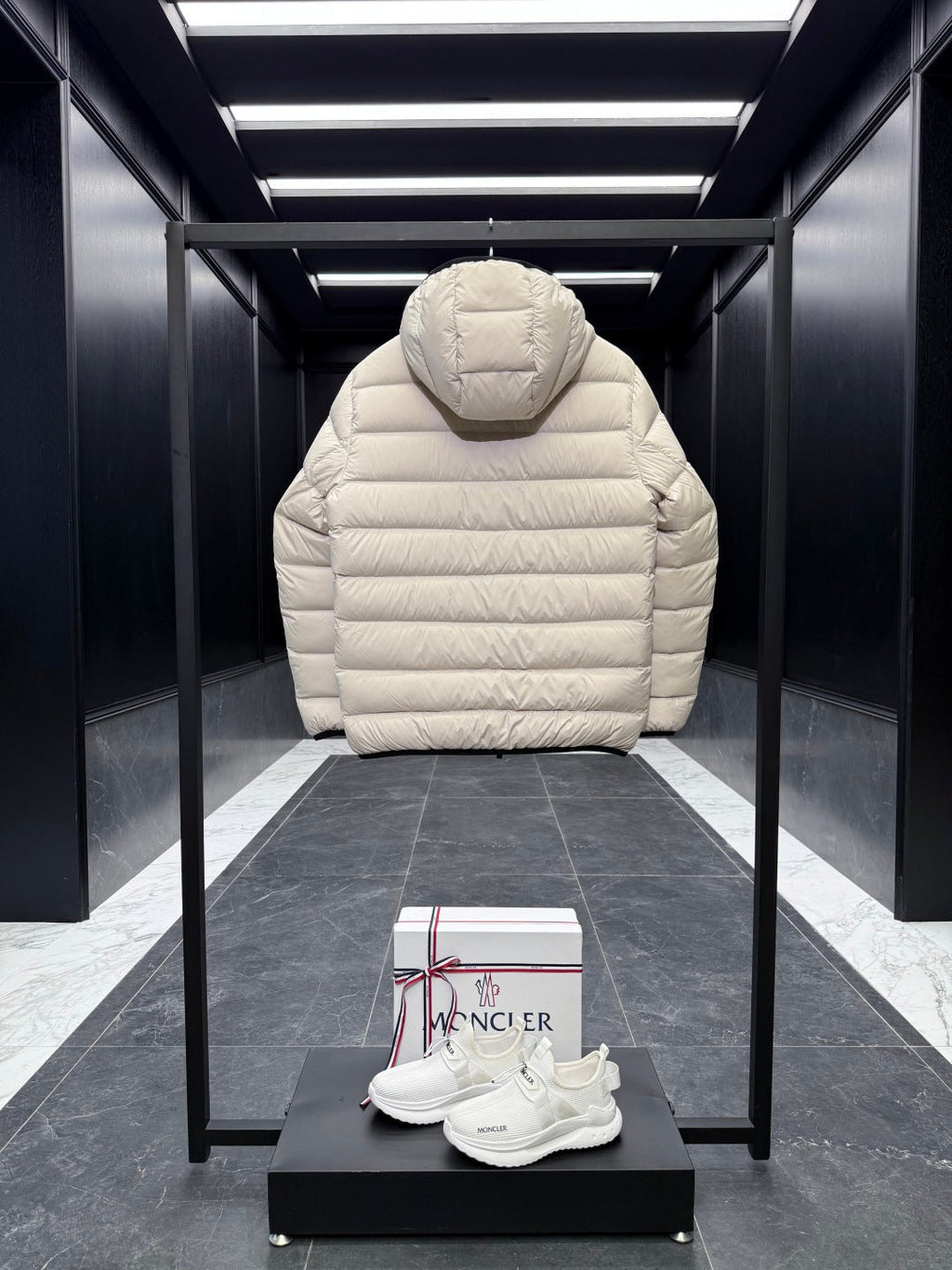 PIUMINO MONCLER