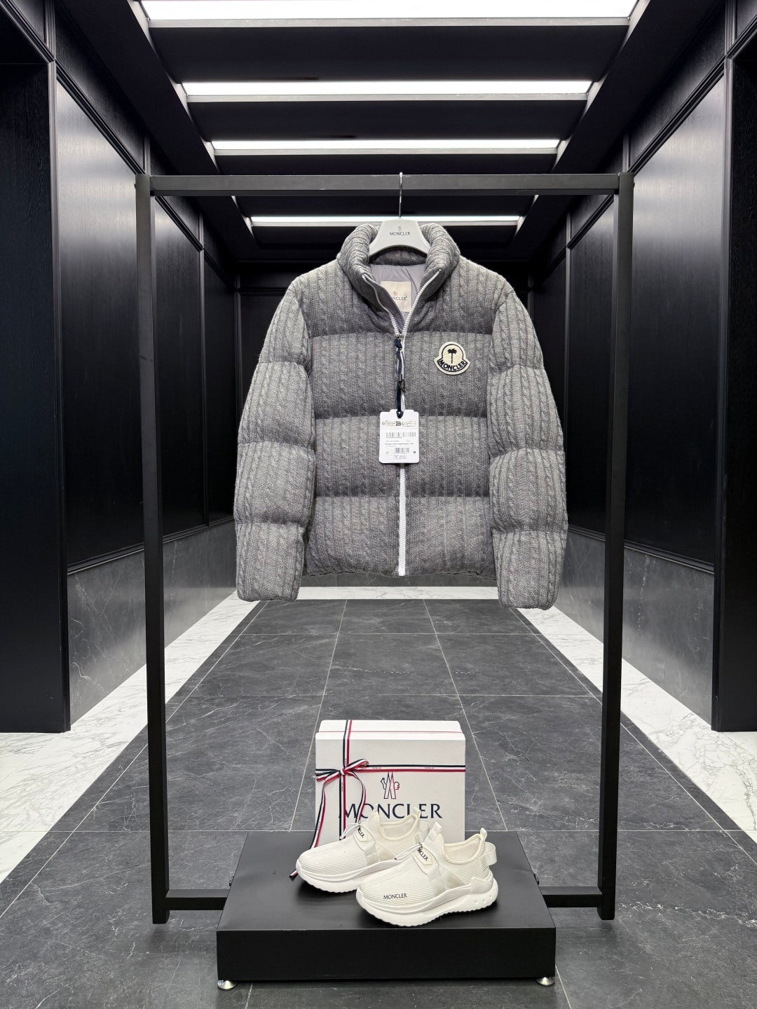 GIUBBOTTO MONCLER
